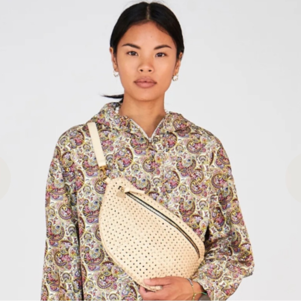 Clare V Grande Fanny Crossbody Bag in Cream Rattan EUC + dust bag